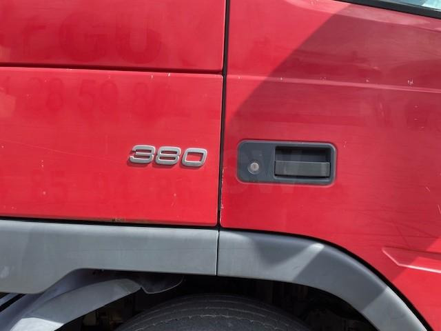 Volvo FM 380 - Hook lift truck: picture 3 Volvo FM 380 - Hook lift truck: picture 3