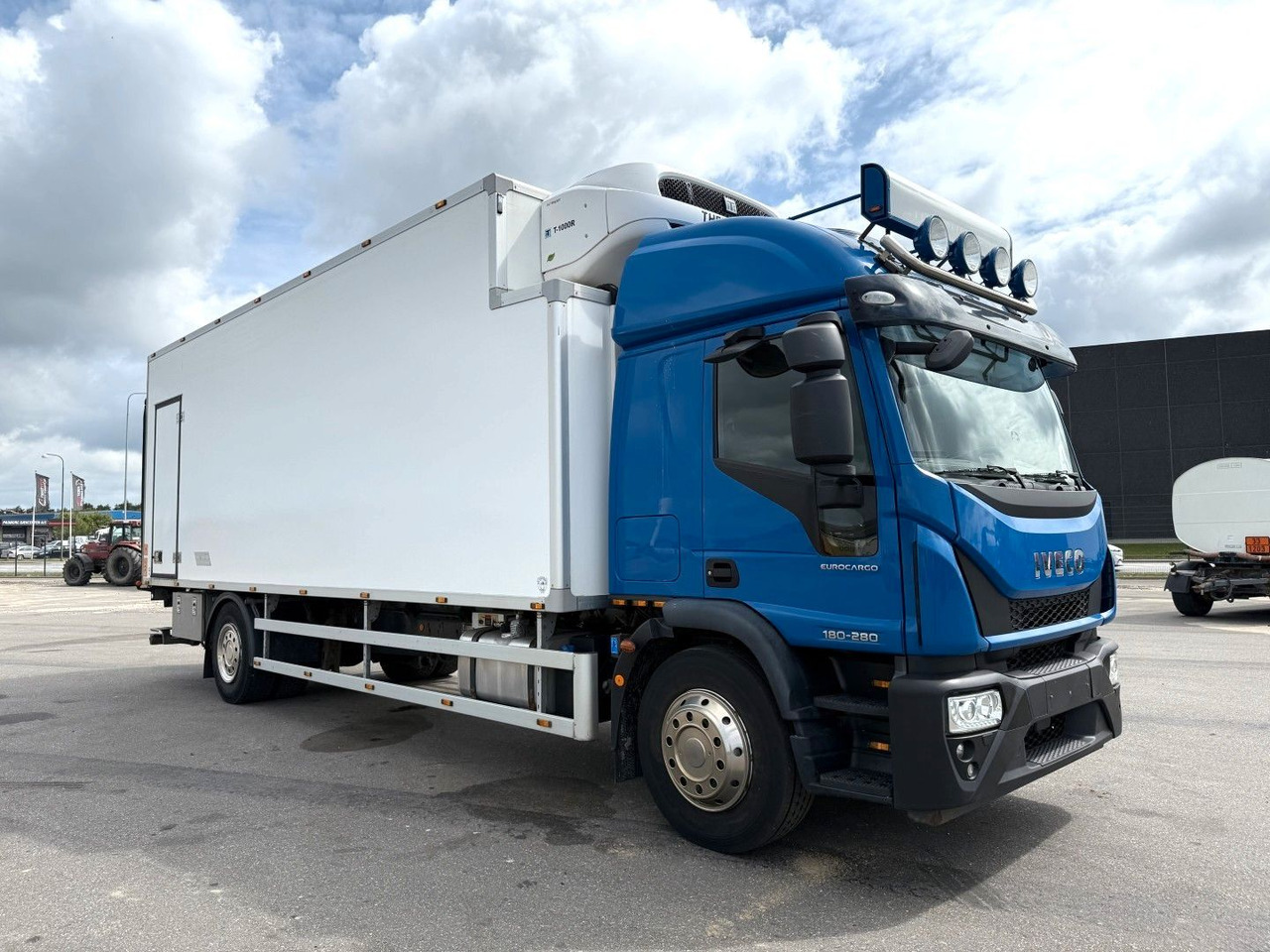 Iveco EuroCargo 180 E28 4x2 Thermo King T-1000R - Refrigerated truck: picture 2 Iveco EuroCargo 180 E28 4x2 Thermo King T-1000R - Refrigerated truck: picture 2