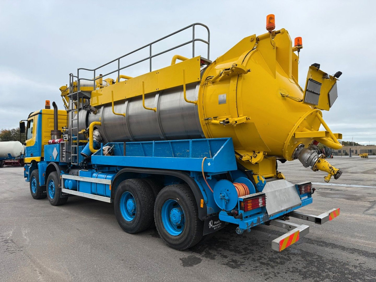 Mercedes-Benz Actros 4140 8x4 KOKS MEGAVAC 8000 ADR Dry Vac - Vacuum truck: picture 4 Mercedes-Benz Actros 4140 8x4 KOKS MEGAVAC 8000 ADR Dry Vac - Vacuum truck: picture 4