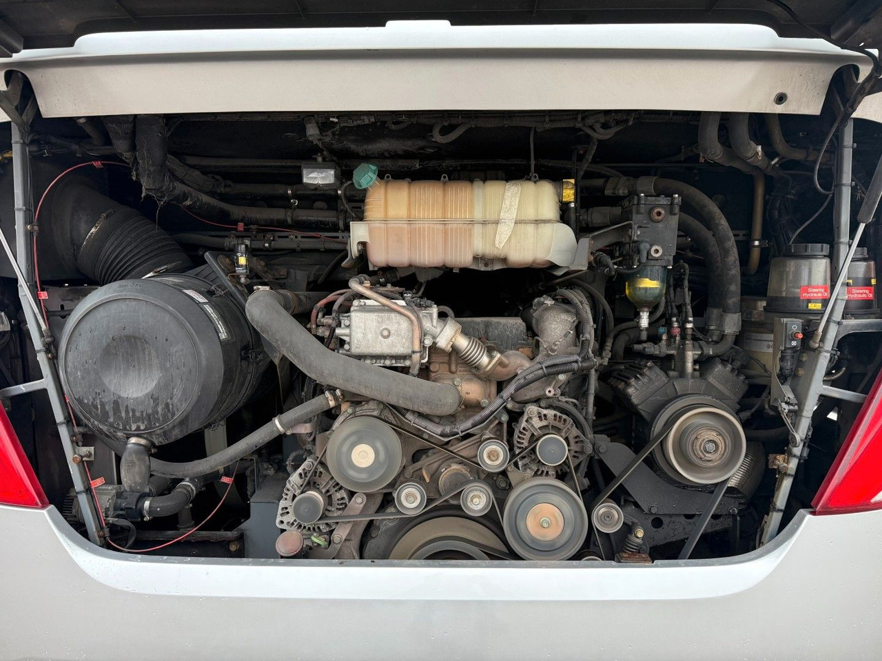 Coach Neoplan Starliner N 5218 Euro 6: picture 19