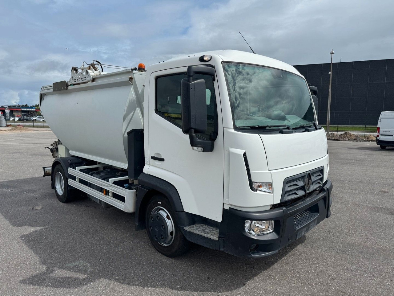 Renault D7.5 180 4x2 Semat/Techno Azimut 8 m3 Garbage - Refuse truck: picture 2 Renault D7.5 180 4x2 Semat/Techno Azimut 8 m3 Garbage - Refuse truck: picture 2