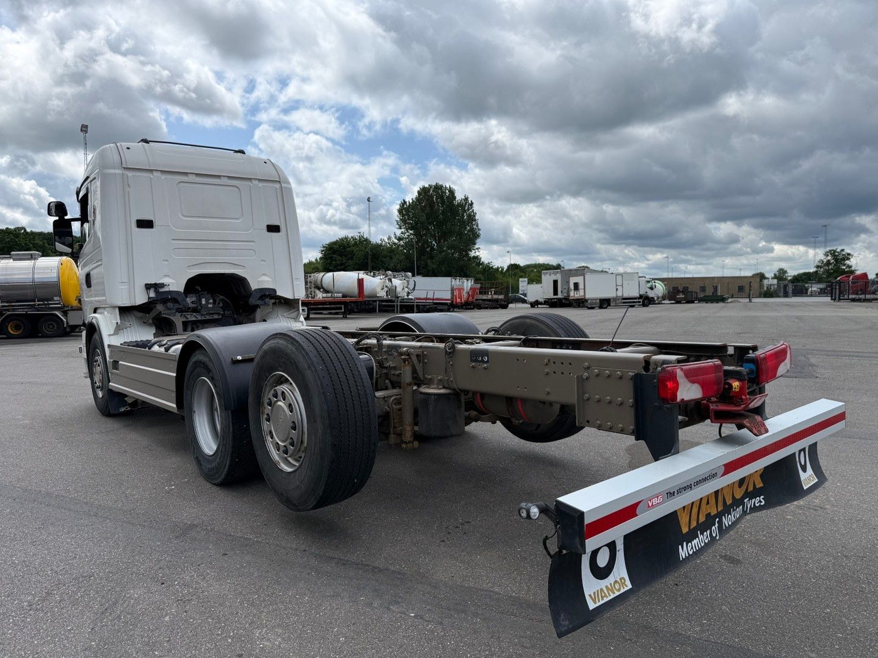 Scania G480 6x2*4 ADR Chassis / Fahrgestell / Retarder - Cab chassis truck: picture 4 Scania G480 6x2*4 ADR Chassis / Fahrgestell / Retarder - Cab chassis truck: picture 4