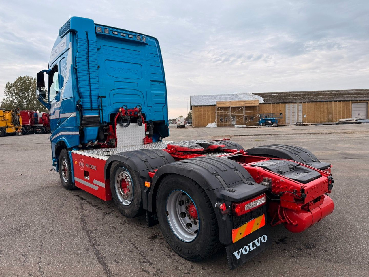 Volvo FH500 6x2/2 Globetrotter Euro 5 - Tractor unit: picture 4 Volvo FH500 6x2/2 Globetrotter Euro 5 - Tractor unit: picture 4