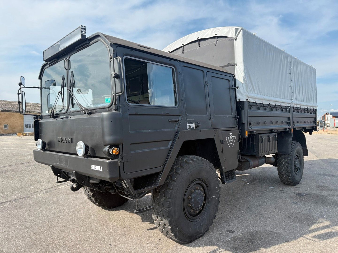 MAN 5 To KAT MIL 4x4 - Truck: picture 1 MAN 5 To KAT MIL 4x4 - Truck: picture 1