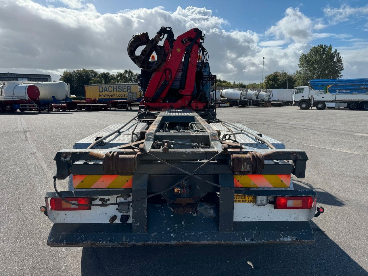 Volvo FM340 6x2*4 Kipper / Palfinger Epsilon 150Z96 - Crane truck: picture 5 Volvo FM340 6x2*4 Kipper / Palfinger Epsilon 150Z96 - Crane truck: picture 5