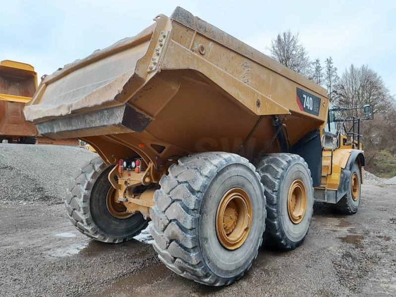Caterpillar 740 - Articulated dump truck: picture 4 Caterpillar 740 - Articulated dump truck: picture 4