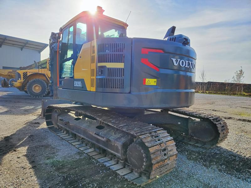 Volvo ECR235EL - Crawler excavator: picture 1 Volvo ECR235EL - Crawler excavator: picture 1