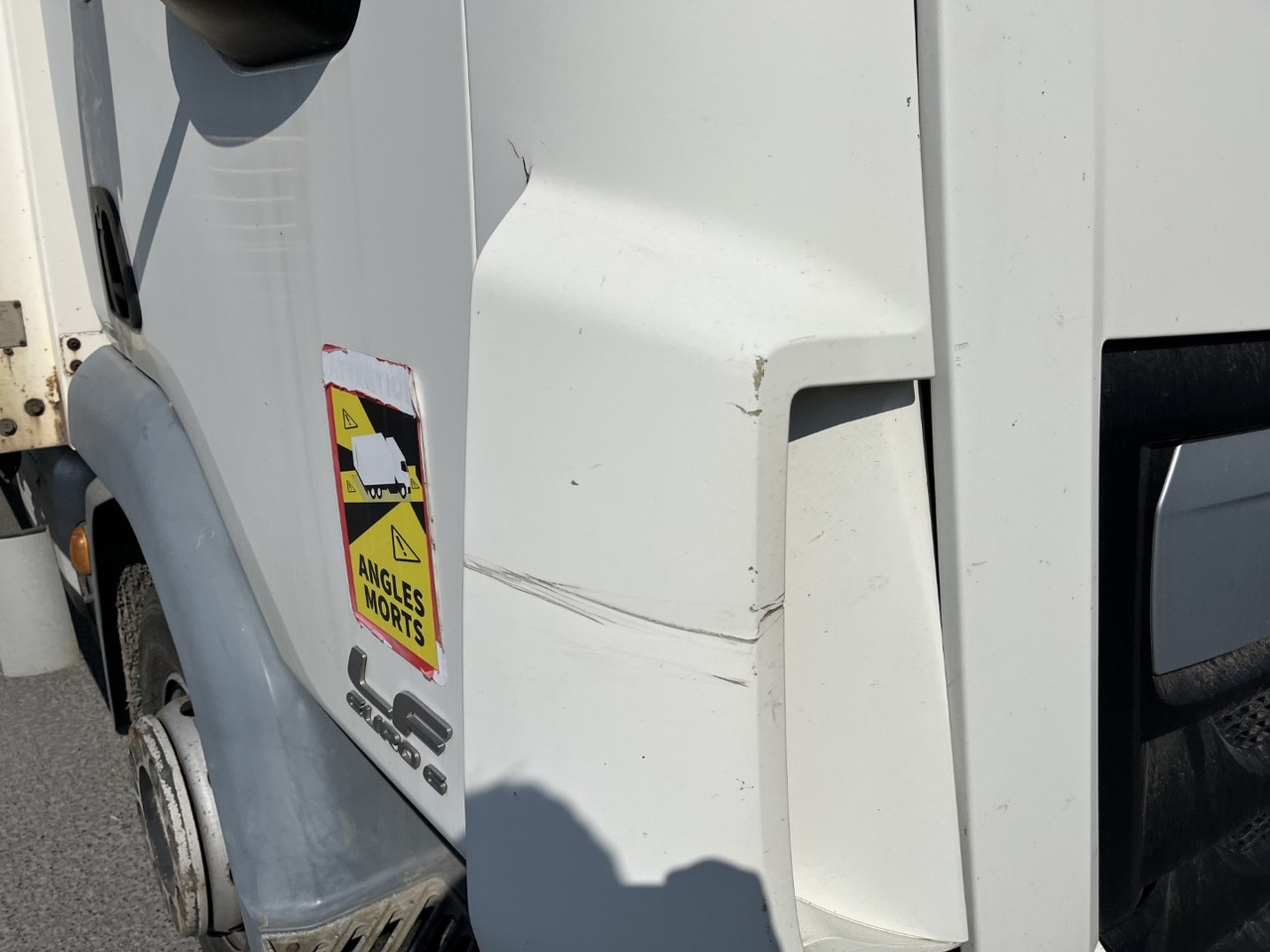 Box truck DAF LF 220: picture 13 Box truck DAF LF 220: picture 13