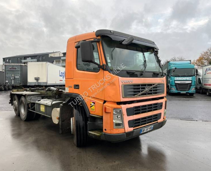 Volvo FM 340 - Hook lift truck: picture 2 Volvo FM 340 - Hook lift truck: picture 2