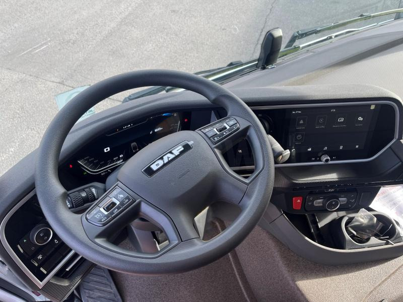 New Hook lift truck DAF XD 450 FAN: picture 9 New Hook lift truck DAF XD 450 FAN: picture 9