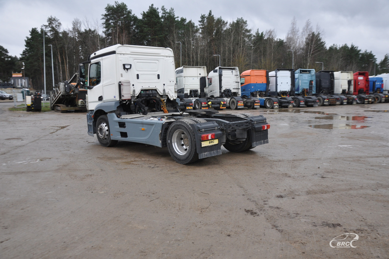 Tractor unit Mercedes-Benz Actros: picture 6