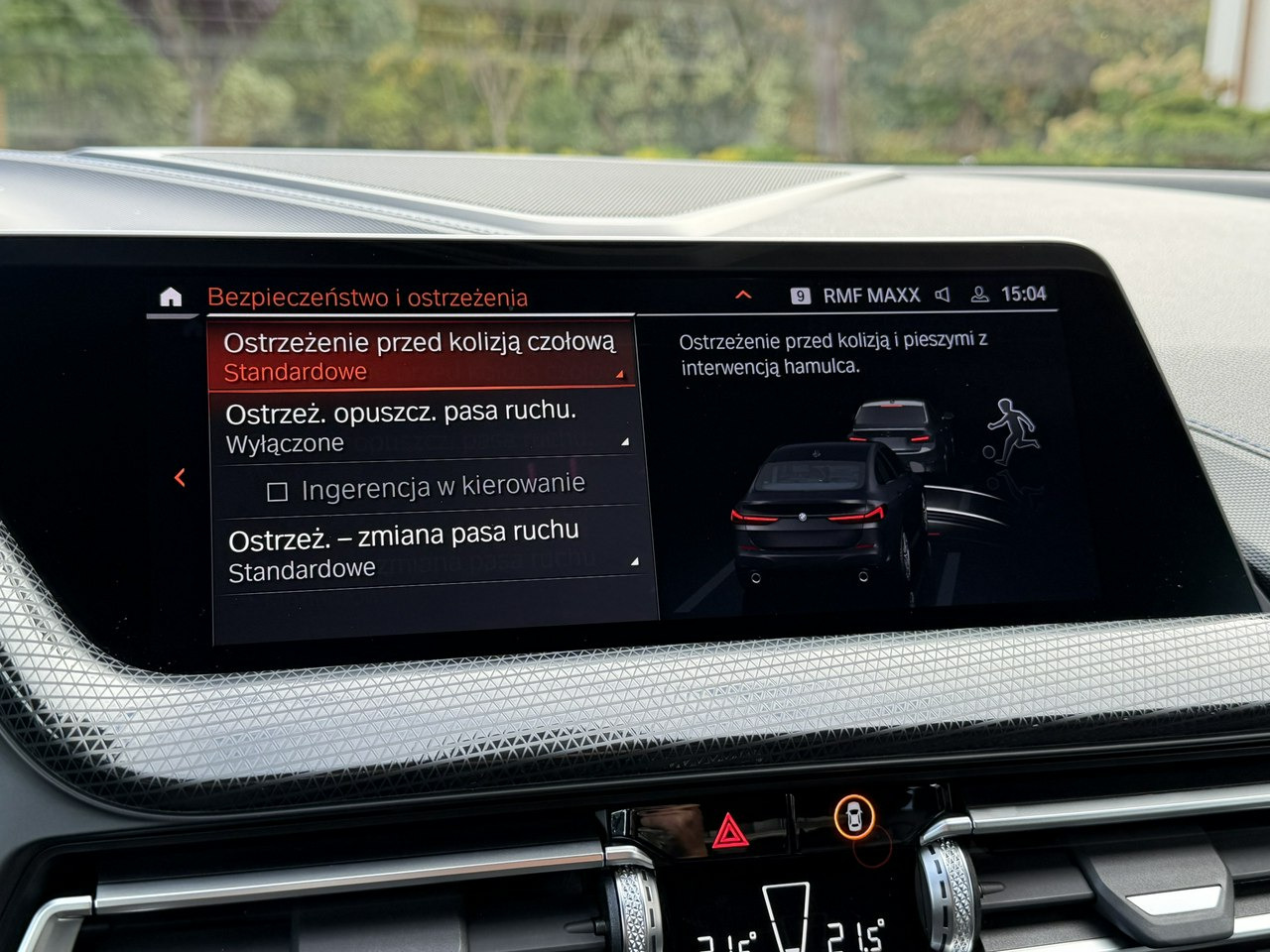 Saloon car BMW 220: picture 32 Saloon car BMW 220: picture 32