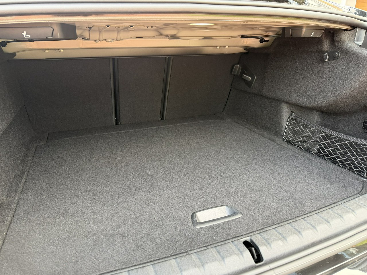 Saloon car BMW 220: picture 41 Saloon car BMW 220: picture 41