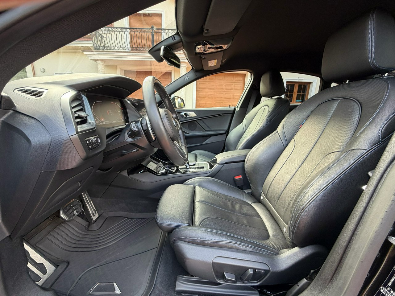 Saloon car BMW 220: picture 20 Saloon car BMW 220: picture 20