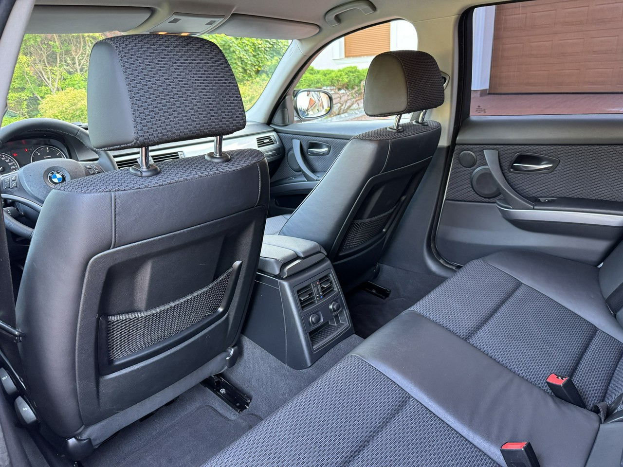 Estate car BMW 320: picture 23 Estate car BMW 320: picture 23