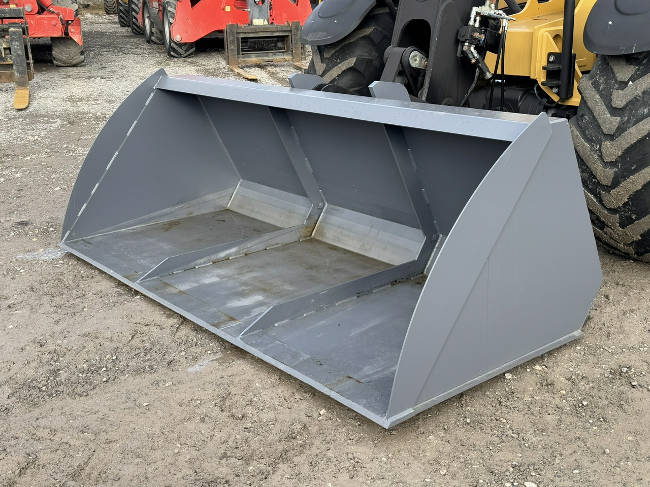 Caterpillar TH337C - Telescopic handler: picture 3 Caterpillar TH337C - Telescopic handler: picture 3