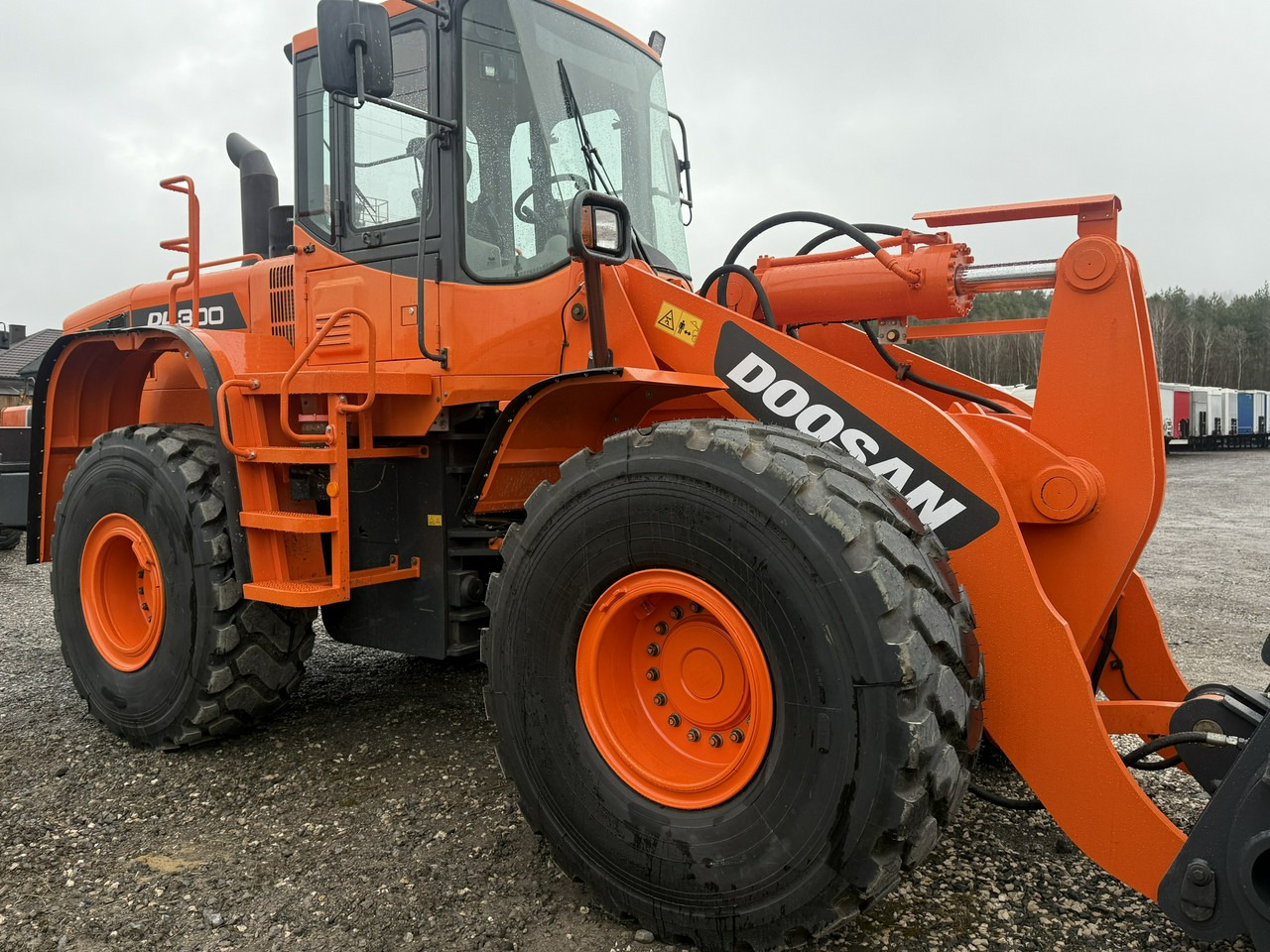 Doosan DL300 Łyżka Wysokiego Wysypu 5m Nowe Opony !!! - Wheel loader: picture 5 Doosan DL300 Łyżka Wysokiego Wysypu 5m Nowe Opony !!! - Wheel loader: picture 5