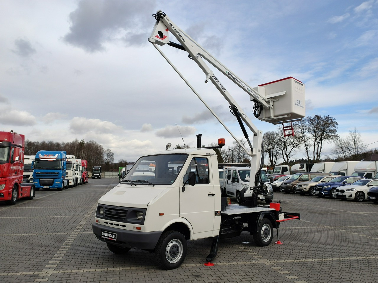 FS Lublin Lublin - Truck mounted aerial platform: picture 3 FS Lublin Lublin - Truck mounted aerial platform: picture 3