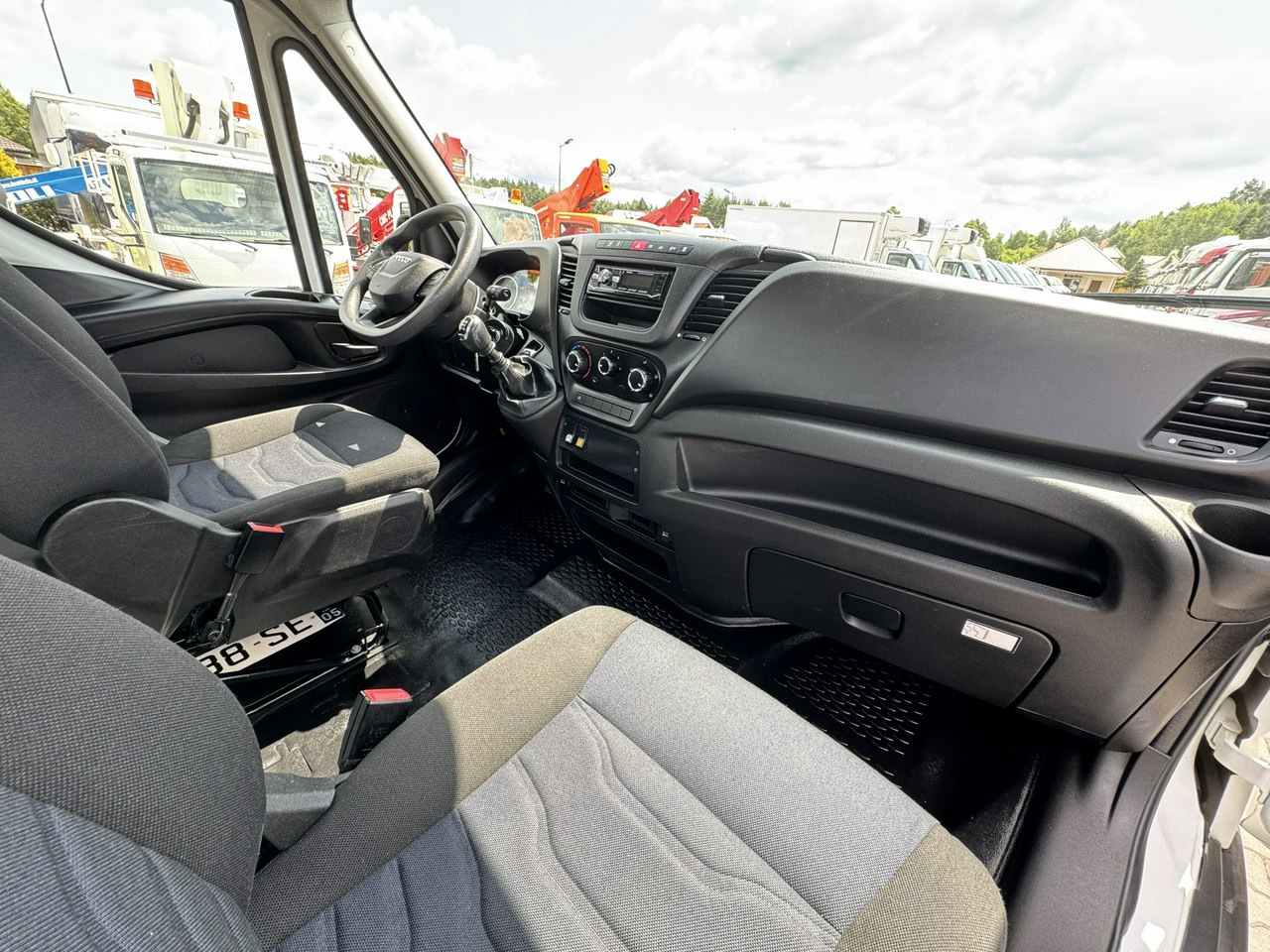 Leasing of Iveco Daily 35S14 Iveco Daily 35S14: picture 30 Leasing of Iveco Daily 35S14 Iveco Daily 35S14: picture 30