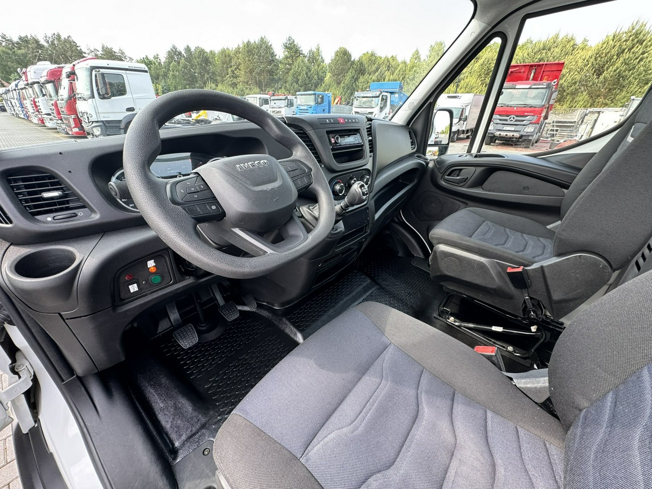 Leasing of Iveco Daily 35S14 Iveco Daily 35S14: picture 25