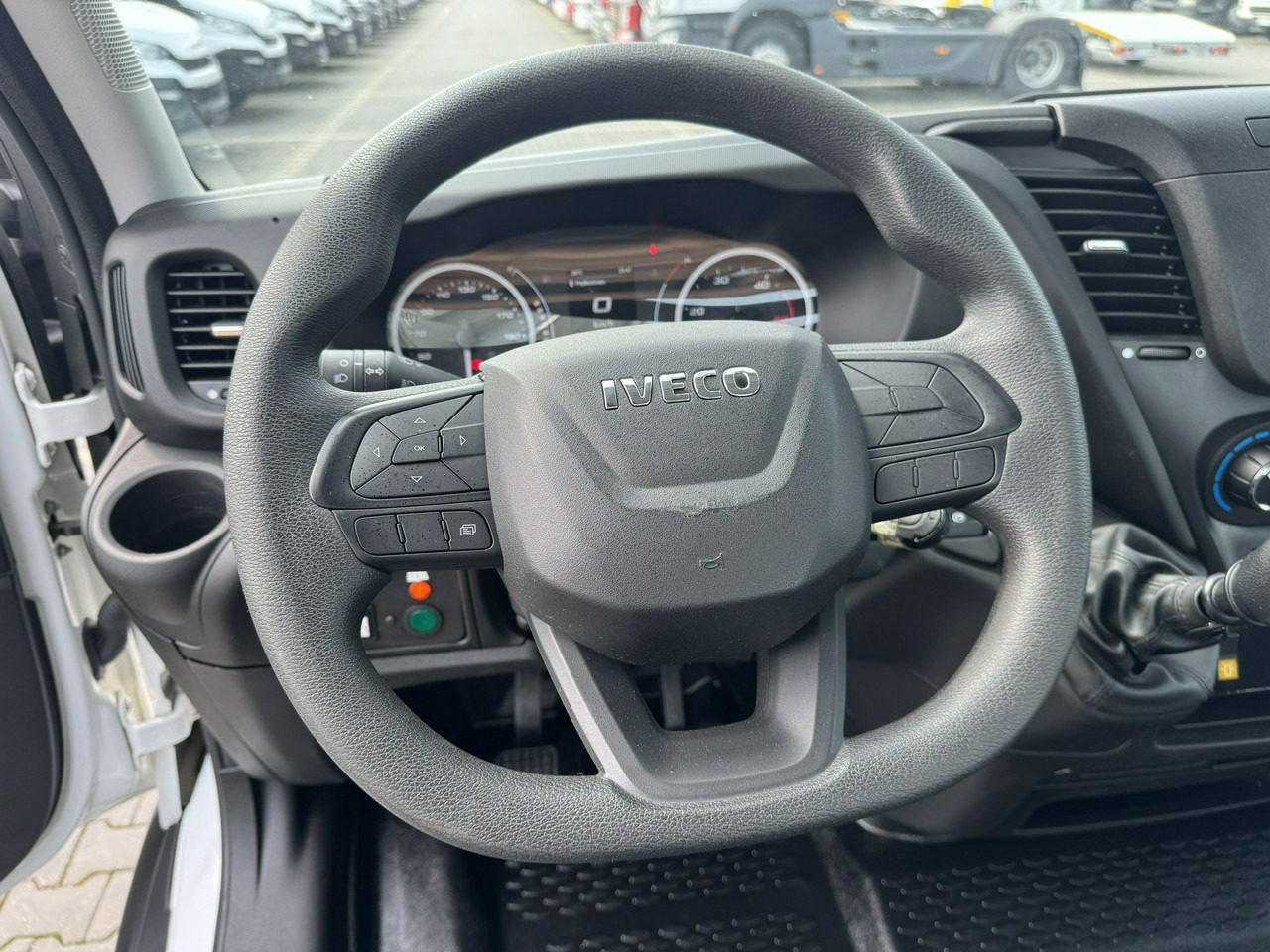 Leasing of Iveco Daily 35S14 Iveco Daily 35S14: picture 27