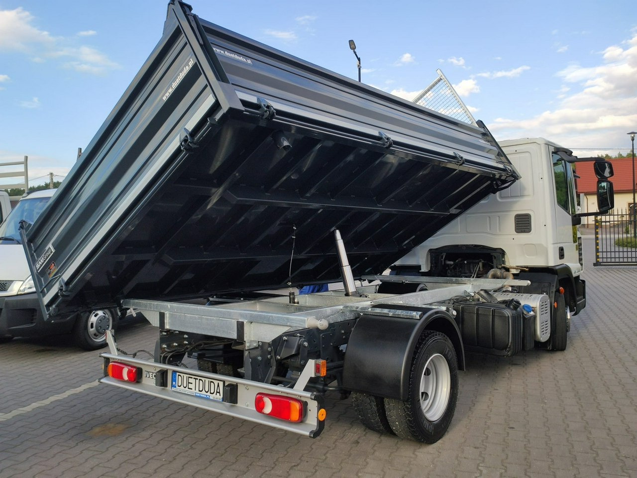 Iveco Eurocargo 80EL18 E5 Super Stan UNIKAT !!! - Tipper: picture 4 Iveco Eurocargo 80EL18 E5 Super Stan UNIKAT !!! - Tipper: picture 4