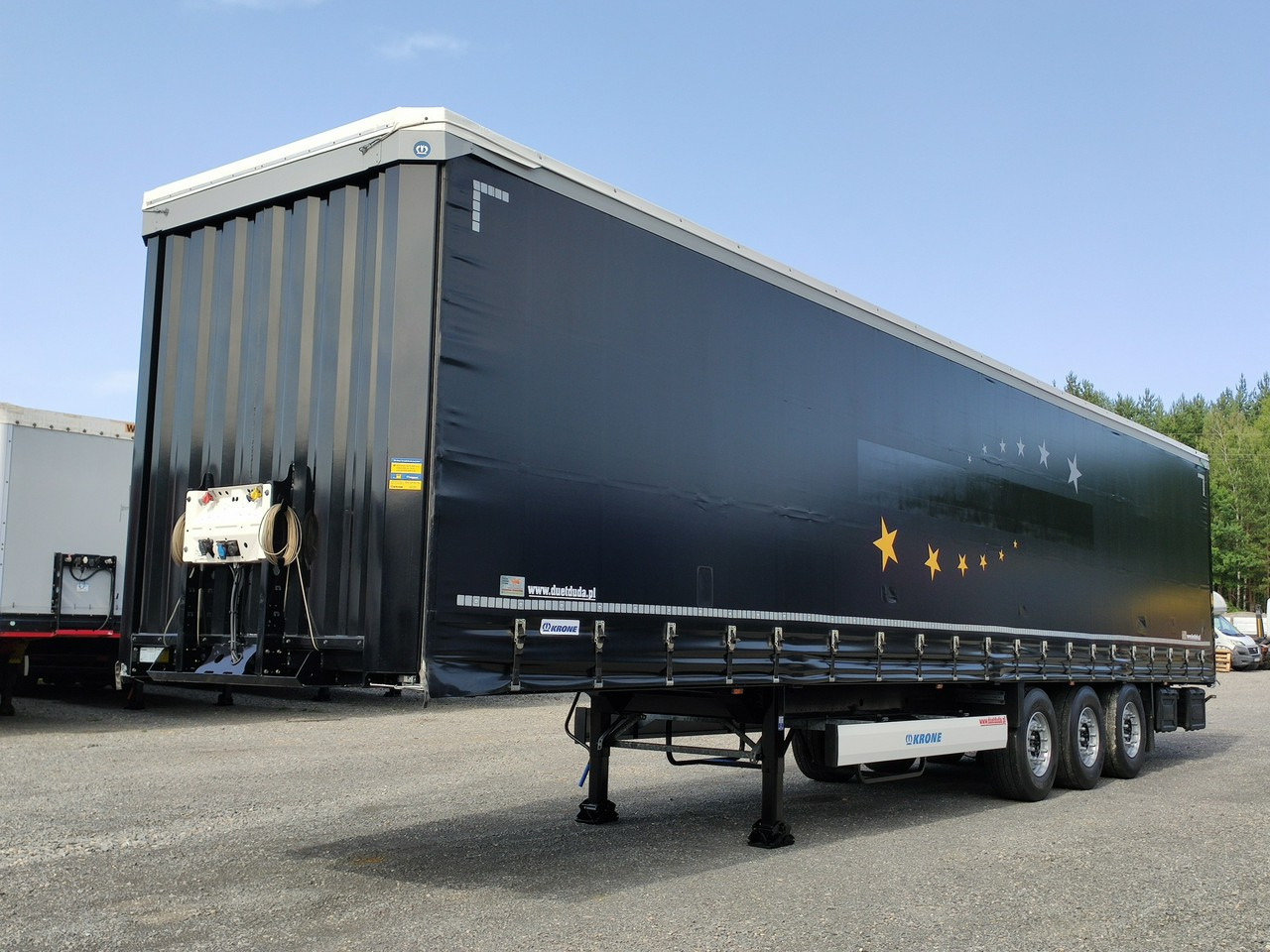 Krone SD Standard 3 Osie Multilock - Curtainsider semi-trailer: picture 2 Krone SD Standard 3 Osie Multilock - Curtainsider semi-trailer: picture 2
