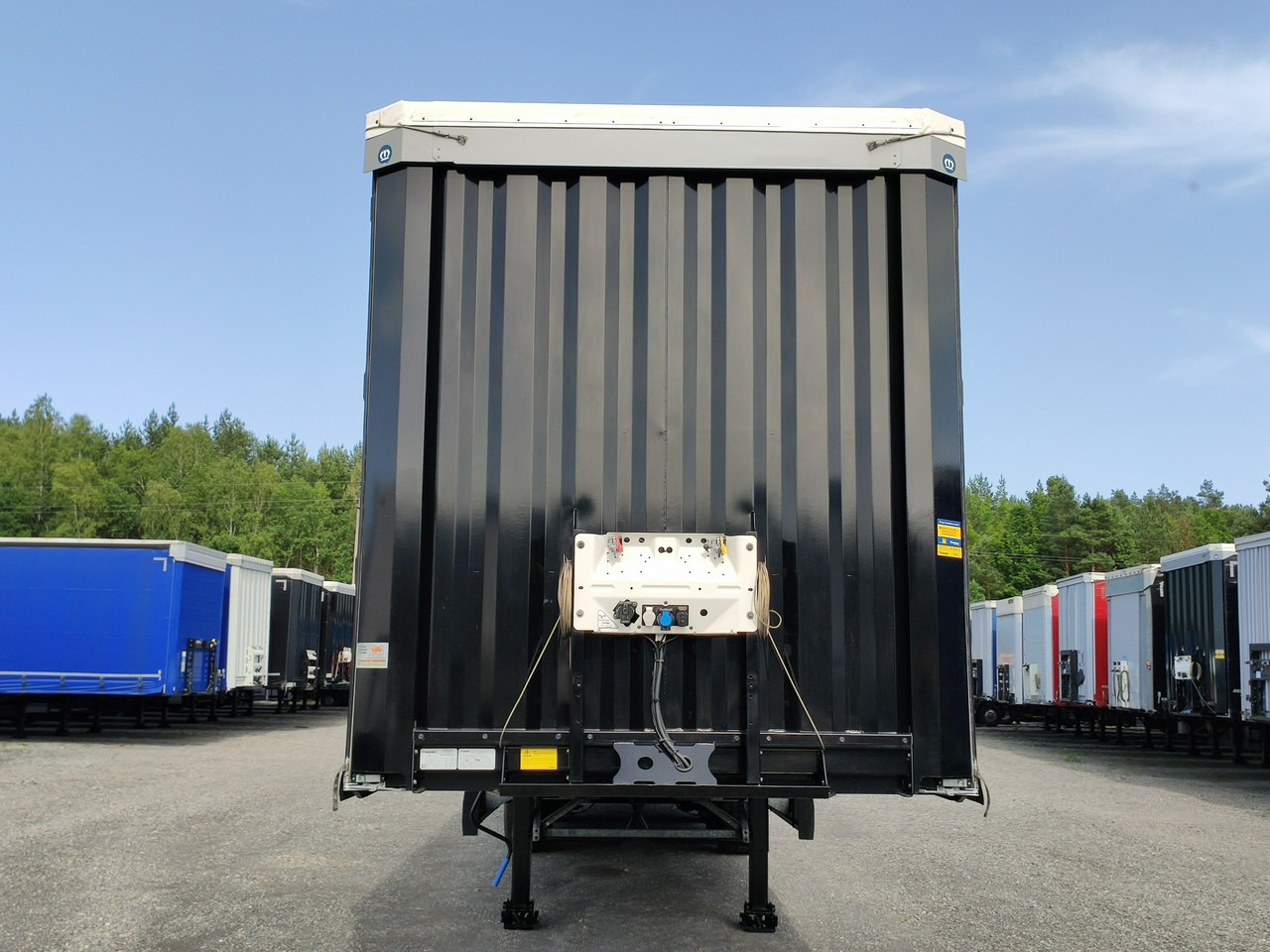 Krone SD Standard 3 Osie Multilock - Curtainsider semi-trailer: picture 5 Krone SD Standard 3 Osie Multilock - Curtainsider semi-trailer: picture 5