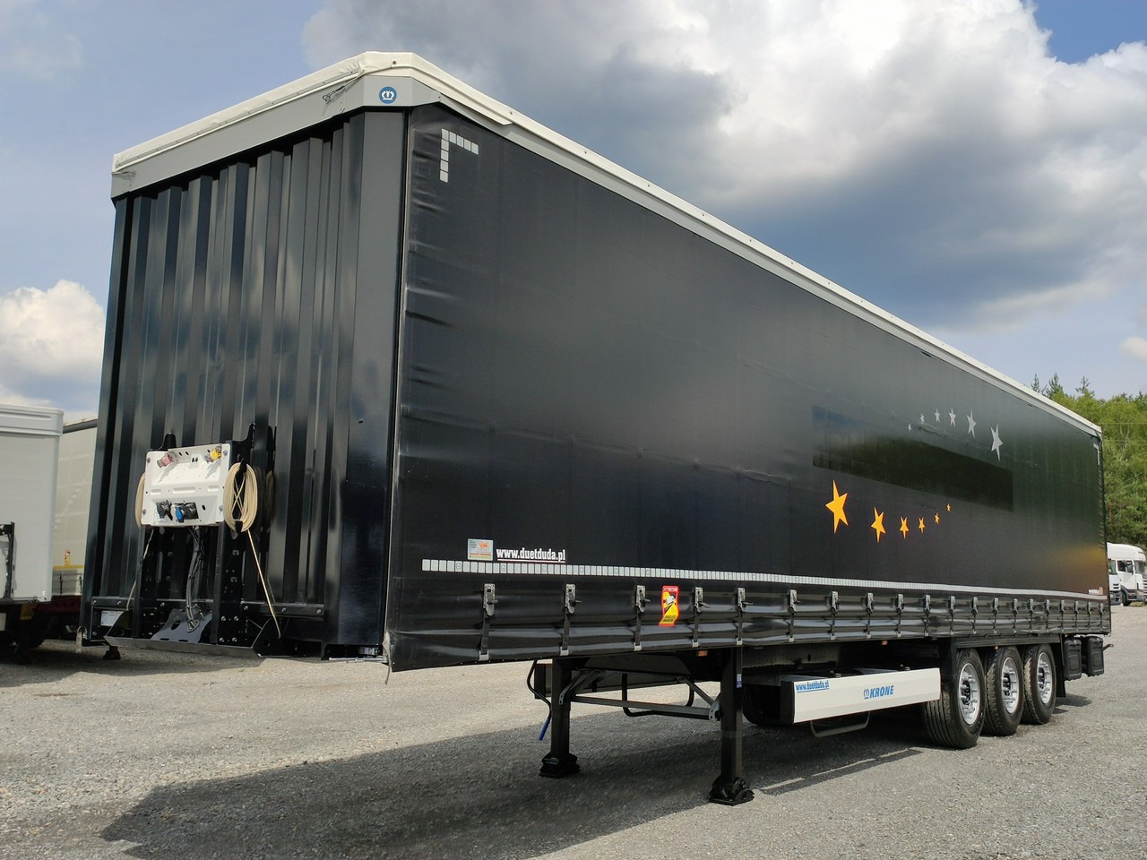 Krone SD Standard 3 Osie Multilock - Curtainsider semi-trailer: picture 2 Krone SD Standard 3 Osie Multilock - Curtainsider semi-trailer: picture 2