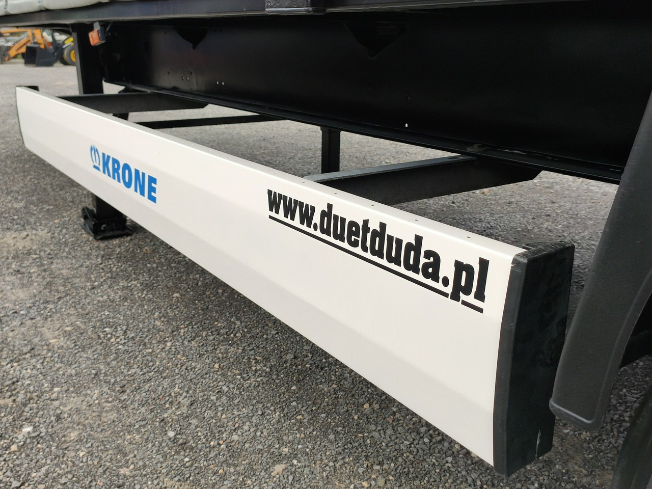 Curtainsider semi-trailer Krone Standard OŚ Podnoszona SAF 2017r: picture 16
