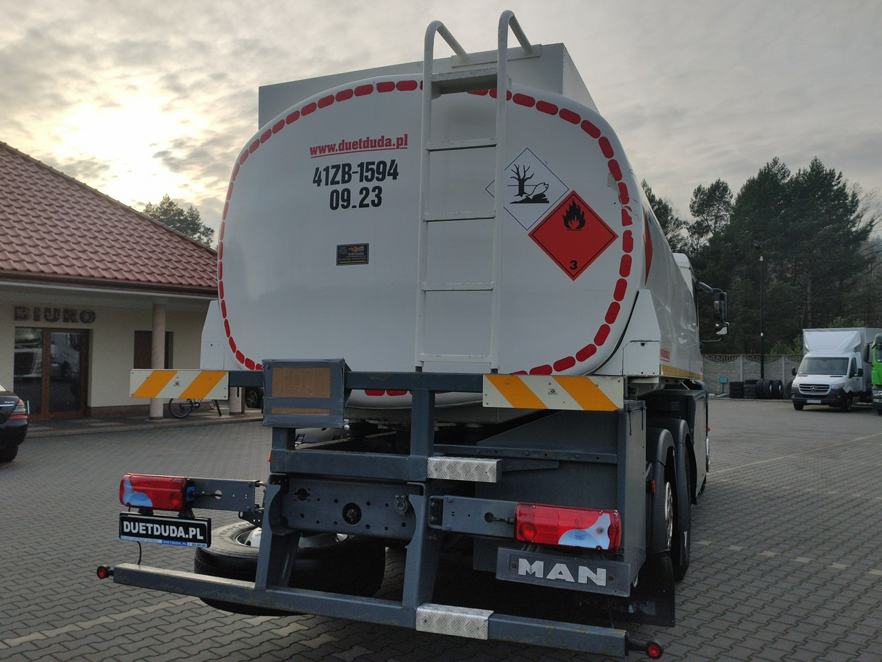 Tanker truck MAN TGA 26.310 Autocysterna z Dystrybucją: picture 9