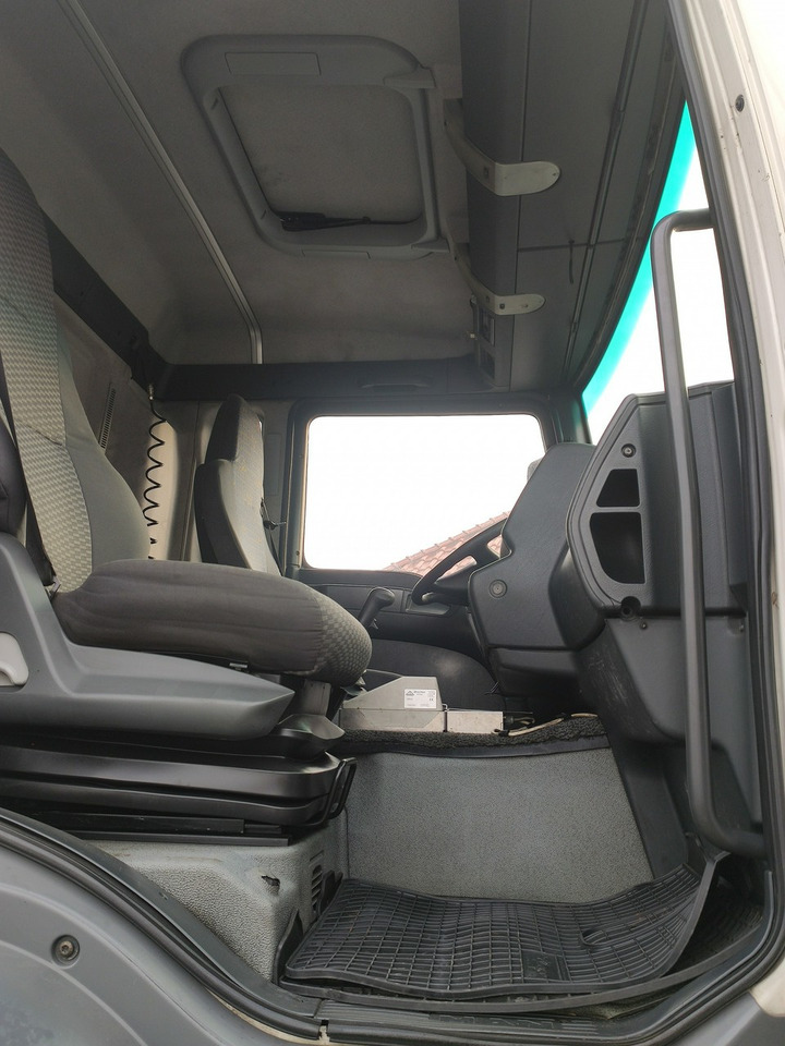 Tanker truck MAN TGA 26.310 Autocysterna z Dystrybucją: picture 27