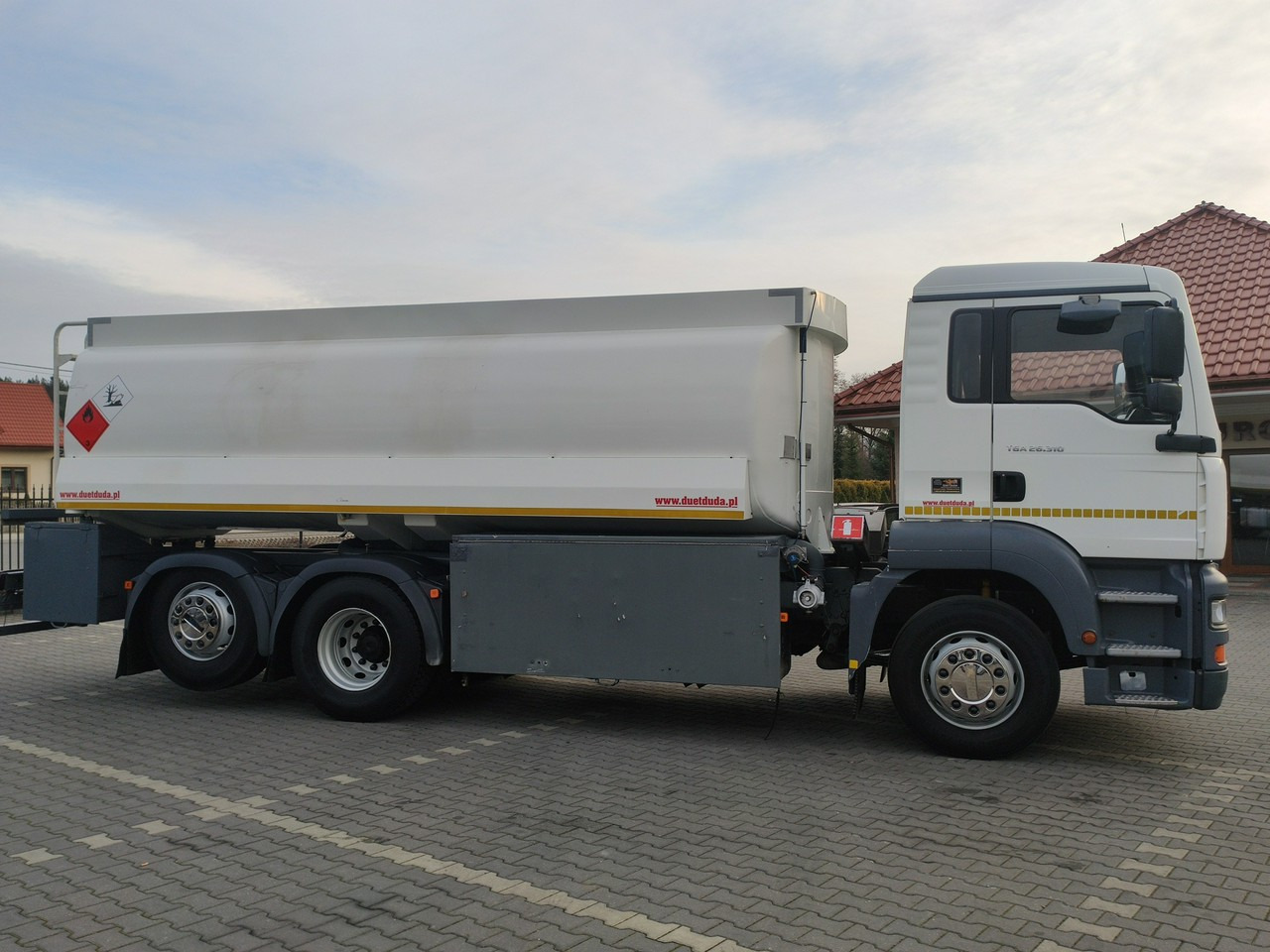 Tanker truck MAN TGA 26.310 Autocysterna z Dystrybucją: picture 7