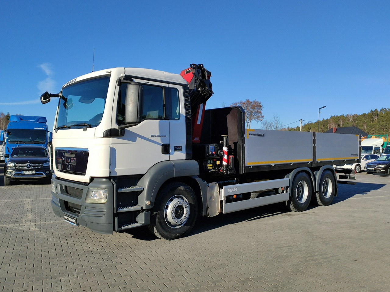 MAN TGS 26.360 6x4 - Dropside/ Flatbed truck, Crane truck: picture 2 MAN TGS 26.360 6x4 - Dropside/ Flatbed truck, Crane truck: picture 2