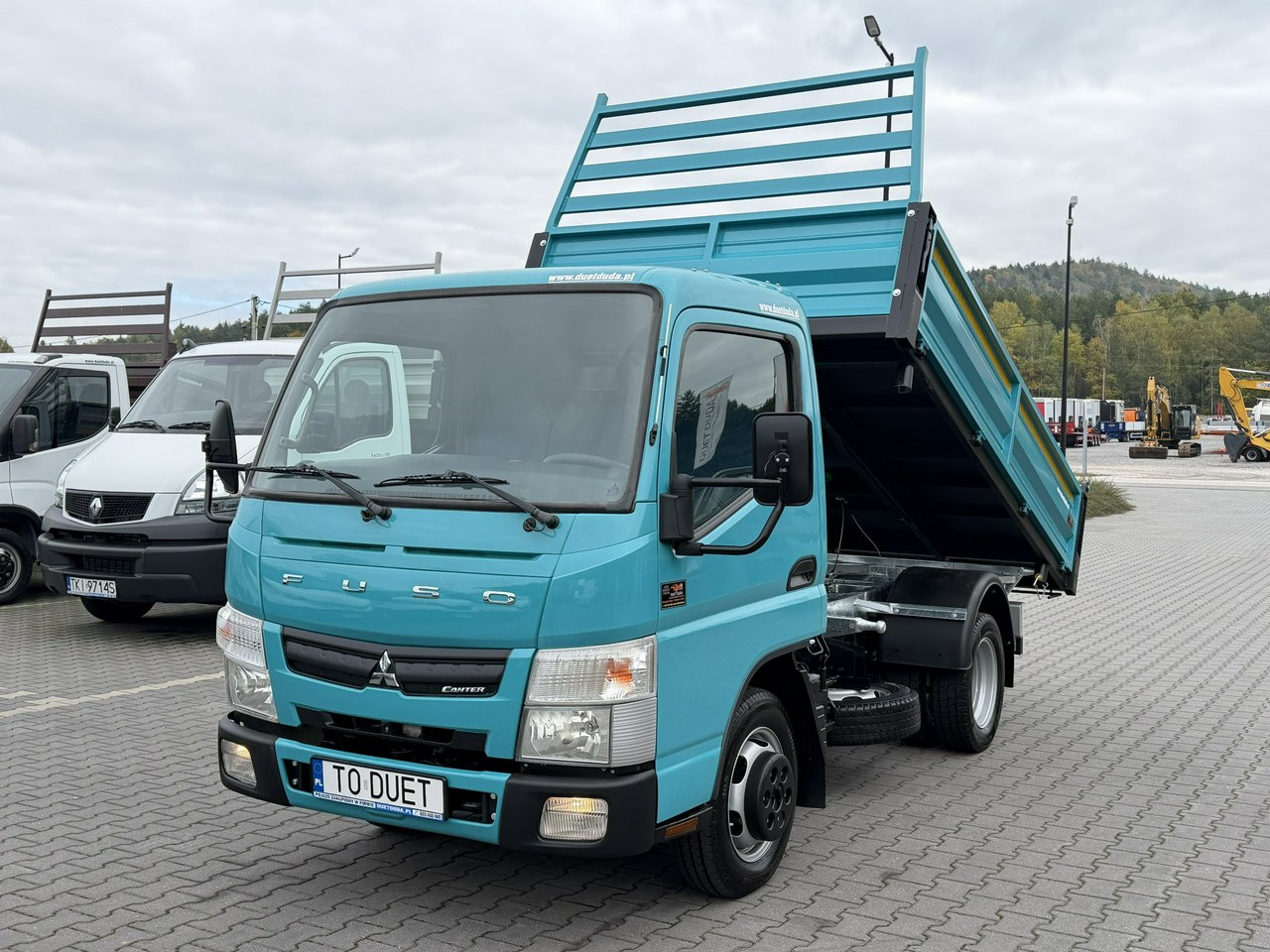 Mitsubishi Canter - Tipper van: picture 3 Mitsubishi Canter - Tipper van: picture 3