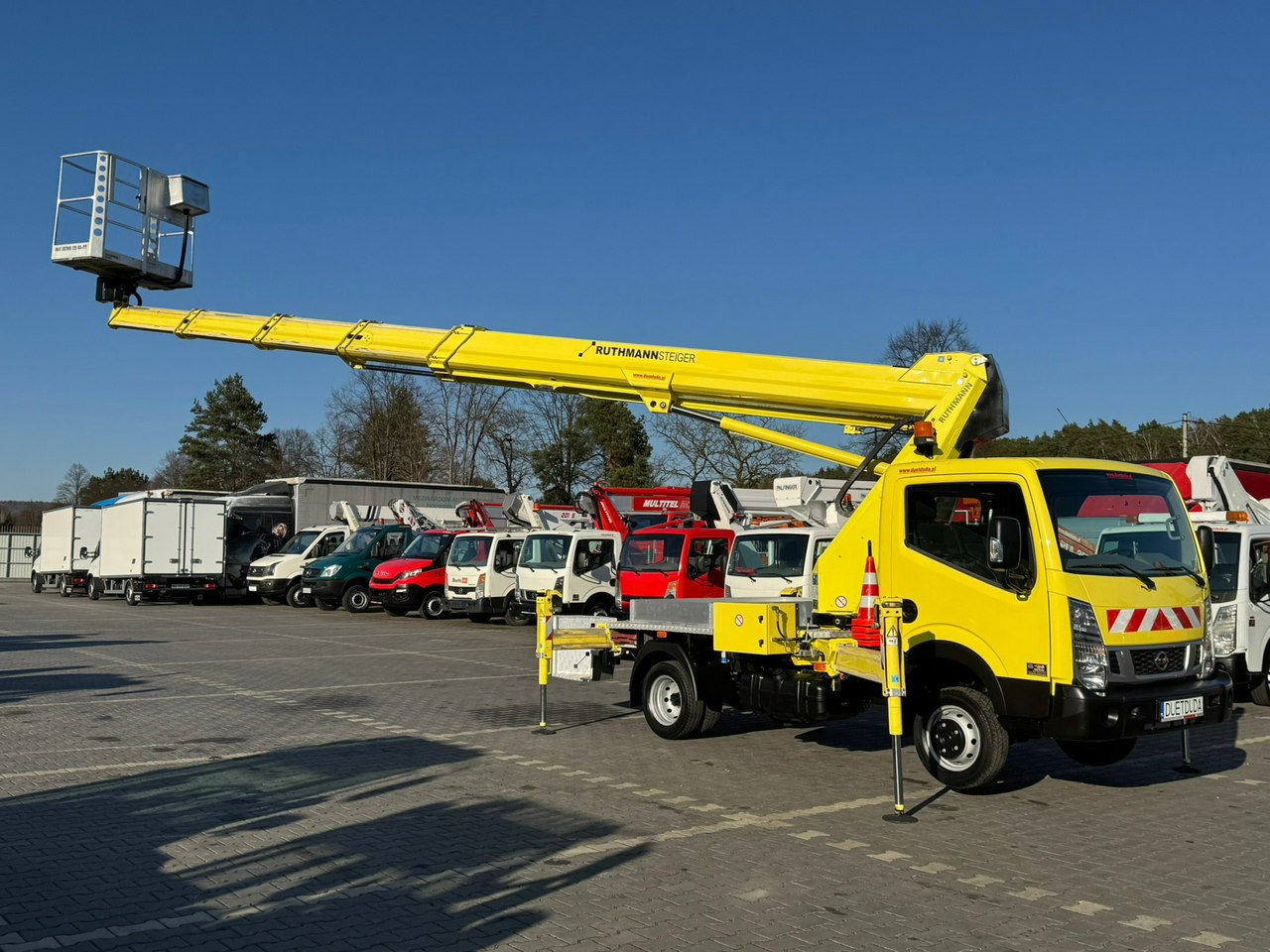 Nissan Cabstar - Truck mounted aerial platform: picture 2 Nissan Cabstar - Truck mounted aerial platform: picture 2