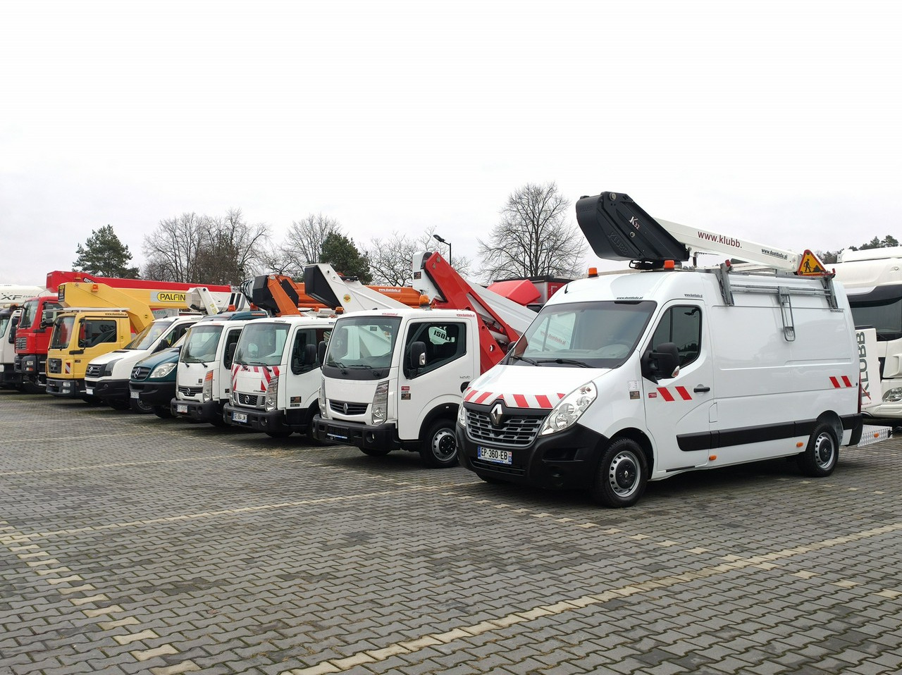 Renault Master - Truck mounted aerial platform: picture 1 Renault Master - Truck mounted aerial platform: picture 1