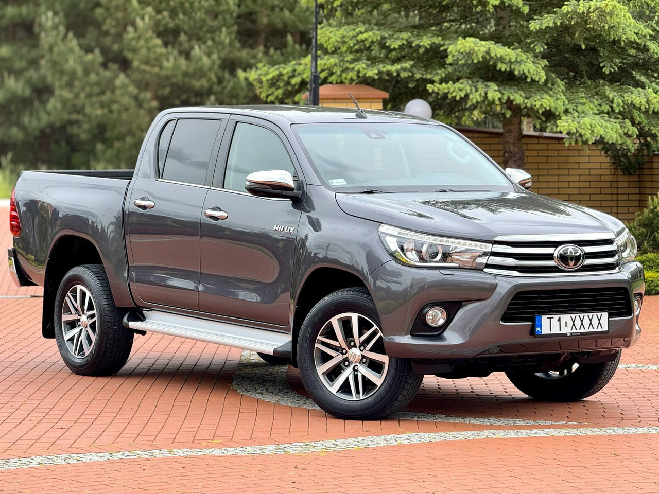 Toyota Hilux - Pickup truck: picture 1 Toyota Hilux - Pickup truck: picture 1