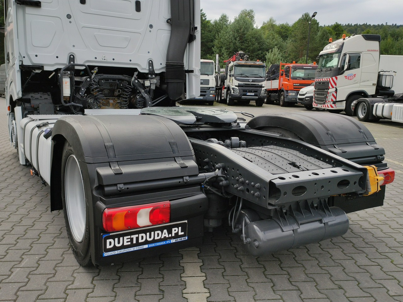 Tractor unit Mercedes ACTROS 1845 Euro 6 Low Deck Mega !!!: picture 29