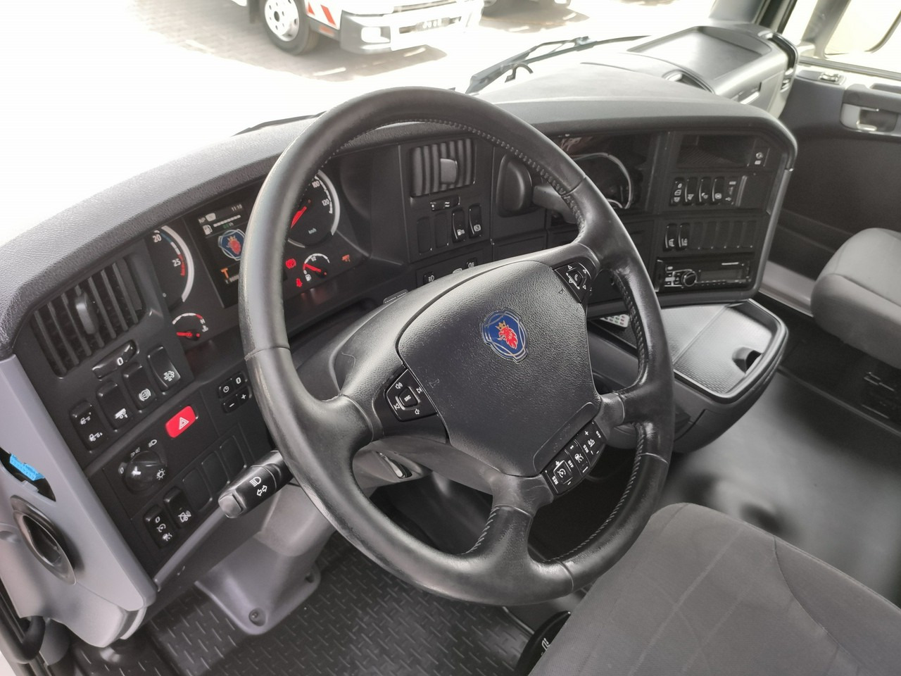 Tractor unit Scania R 450 Topline E6 4x2 Retarder Klima Postojowa !!!: picture 39 Tractor unit Scania R 450 Topline E6 4x2 Retarder Klima Postojowa !!!: picture 39