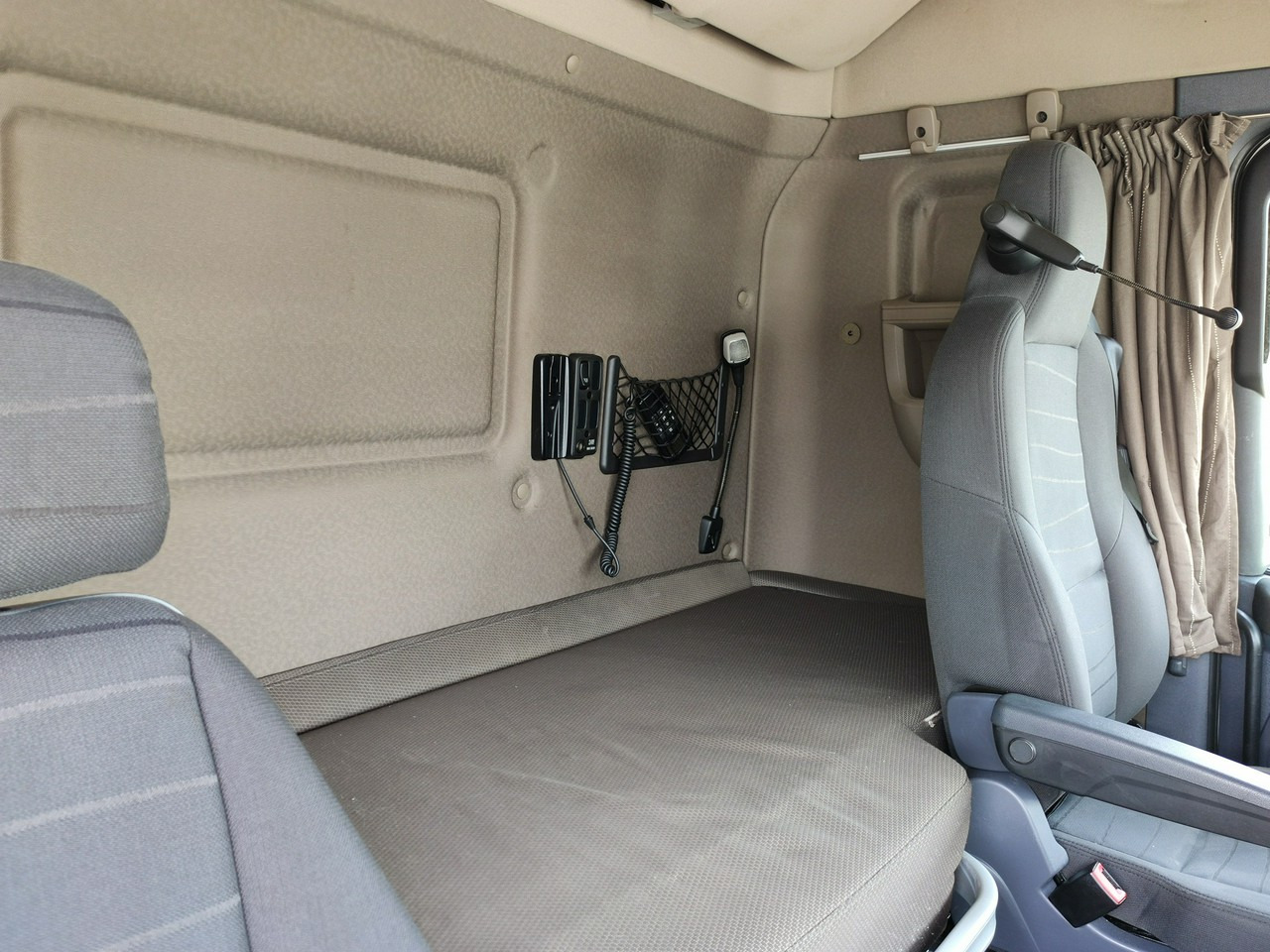 Tractor unit Scania R 450 Topline E6 4x2 Retarder Klima Postojowa !!!: picture 33 Tractor unit Scania R 450 Topline E6 4x2 Retarder Klima Postojowa !!!: picture 33