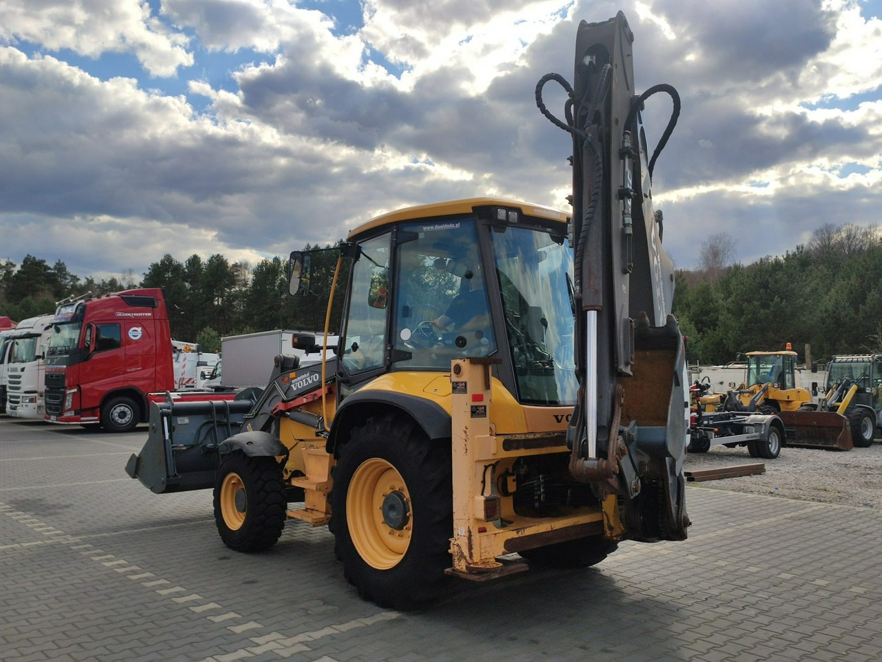 Volvo BL61B Oryginalna Bez Luzów i Wycieków Zadbana Sprawna Super Stan - Backhoe loader: picture 4 Volvo BL61B Oryginalna Bez Luzów i Wycieków Zadbana Sprawna Super Stan - Backhoe loader: picture 4