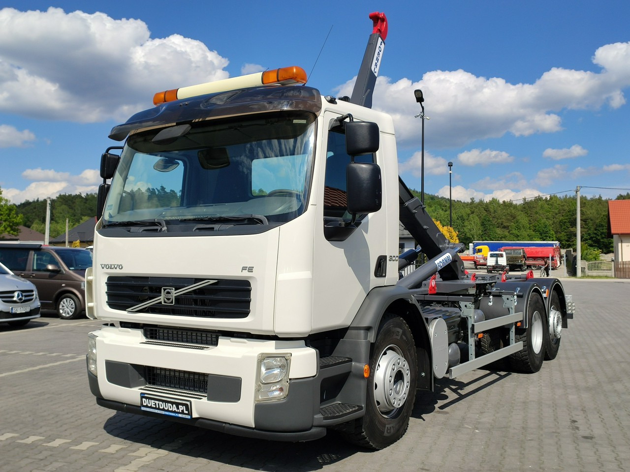 Volvo FE 26.300 Hakowiec Napęd 6x2 Oś Skrętna - Hook lift truck: picture 4 Volvo FE 26.300 Hakowiec Napęd 6x2 Oś Skrętna - Hook lift truck: picture 4