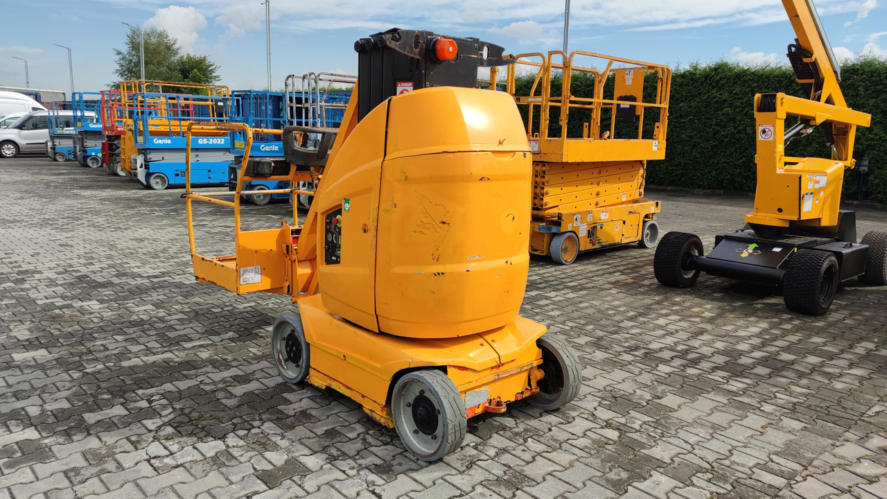 JLG TOUCAN 10 E - Vertical mast lift: picture 5 JLG TOUCAN 10 E - Vertical mast lift: picture 5