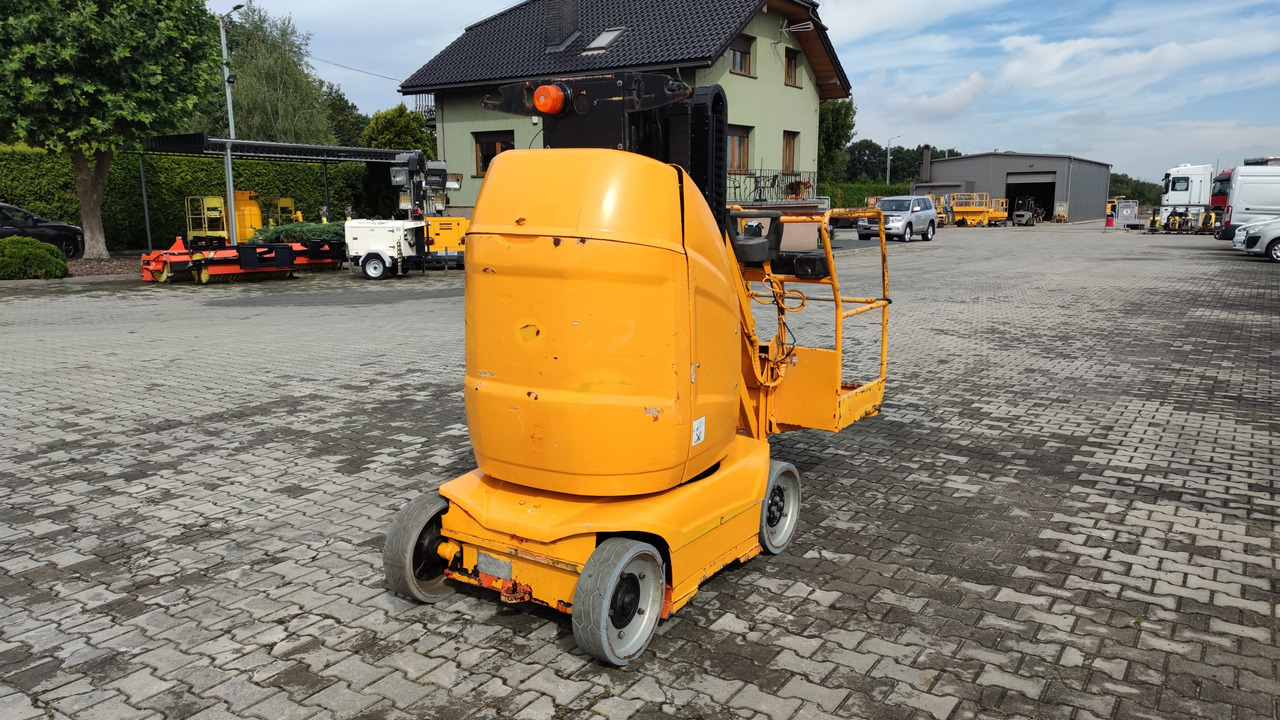 JLG TOUCAN 10 E - Vertical mast lift: picture 4 JLG TOUCAN 10 E - Vertical mast lift: picture 4