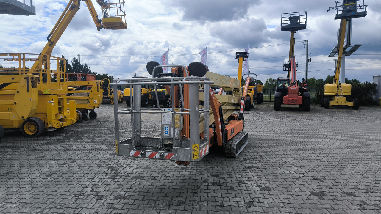 Articulated boom lift JLG X23J: picture 6