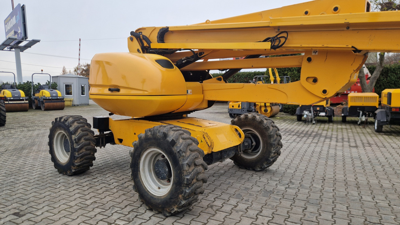 MANITOU 180 ATJ E3 - Articulated boom lift: picture 4 MANITOU 180 ATJ E3 - Articulated boom lift: picture 4