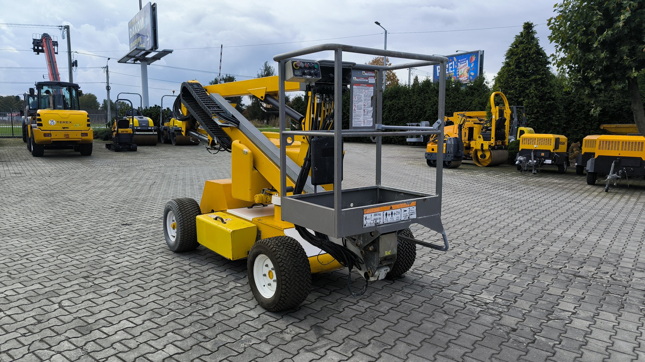 NIFTYLIFT HR 12 NDE - Articulated boom lift: picture 5 NIFTYLIFT HR 12 NDE - Articulated boom lift: picture 5
