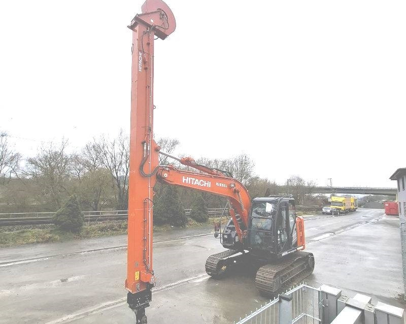 Hitachi ZX 135 US-6 Teledipper - Crawler excavator: picture 2 Hitachi ZX 135 US-6 Teledipper - Crawler excavator: picture 2