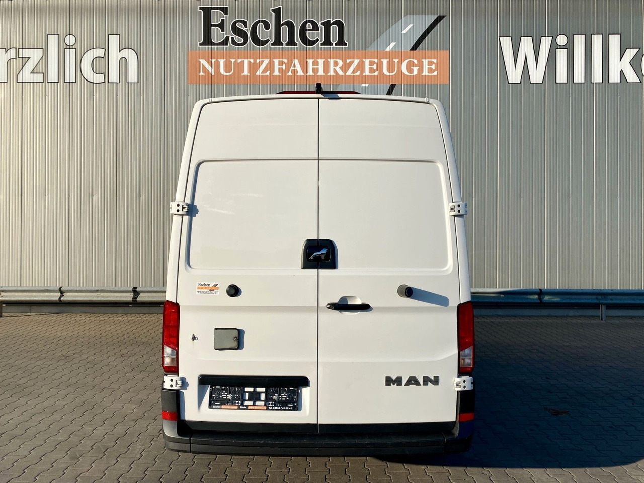 MAN TGE 3.140 | Seitentür*3x Sitze*Navi*Kamera*AC - Panel van: picture 4 MAN TGE 3.140 | Seitentür*3x Sitze*Navi*Kamera*AC - Panel van: picture 4